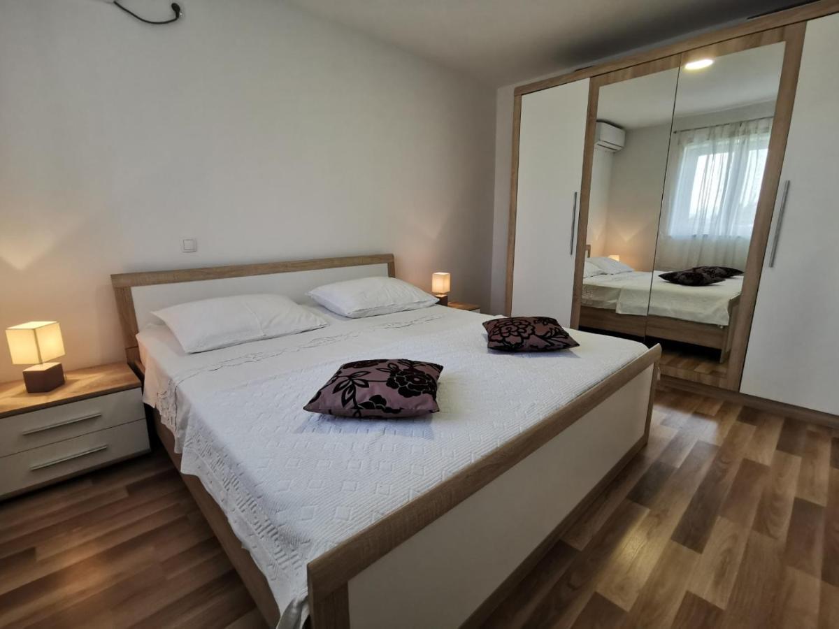 Apartmani Peco Duće Exterior foto